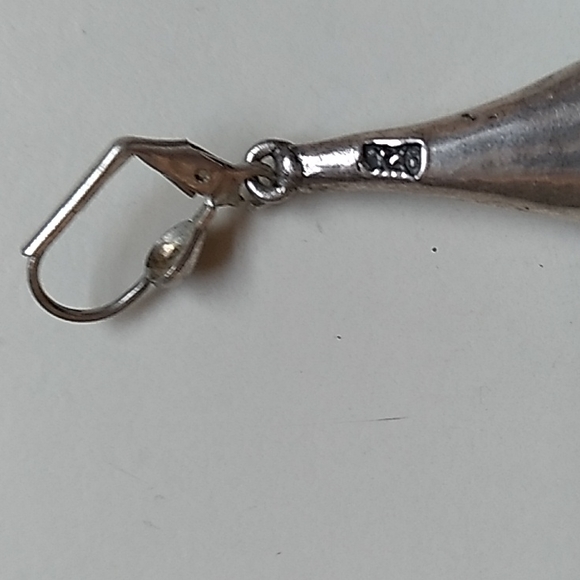 Vintage Silver Earrings Beautiful - Picture 2 of 5